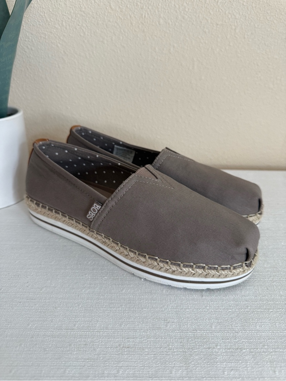 BOBS Skechers Taupe Canvas Slip-On Espadrille Loafers